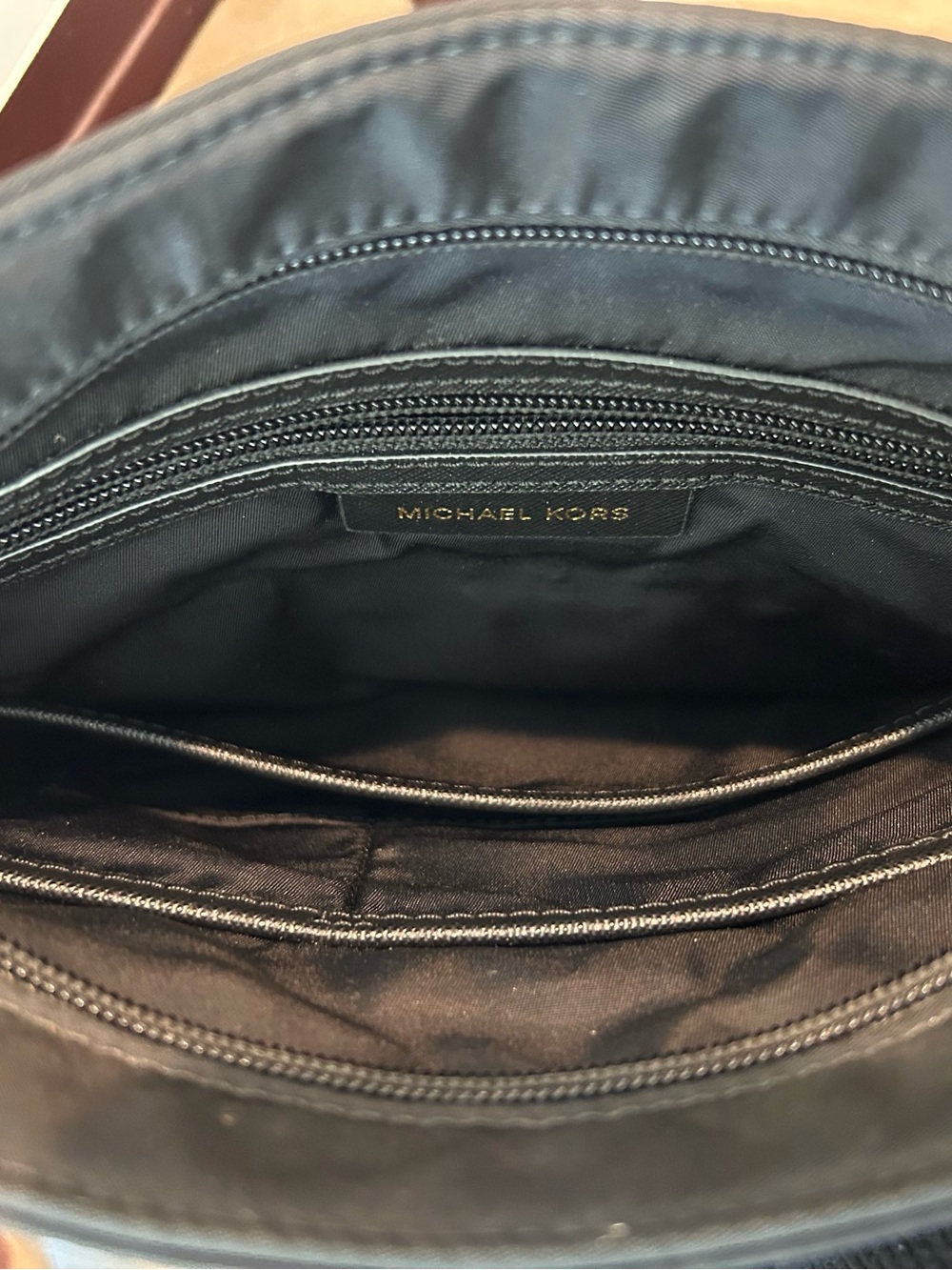 Michael Kors Black Kelsey Admiral Bag with Gold Hardware - Picture 6 of 10